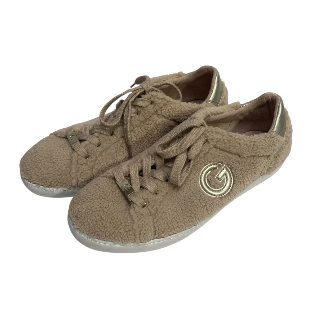 GBG Los Angeles‎ Meeko Women 11 Beige Faux Fur Lace-Up Sneaker Preppy Streetwear